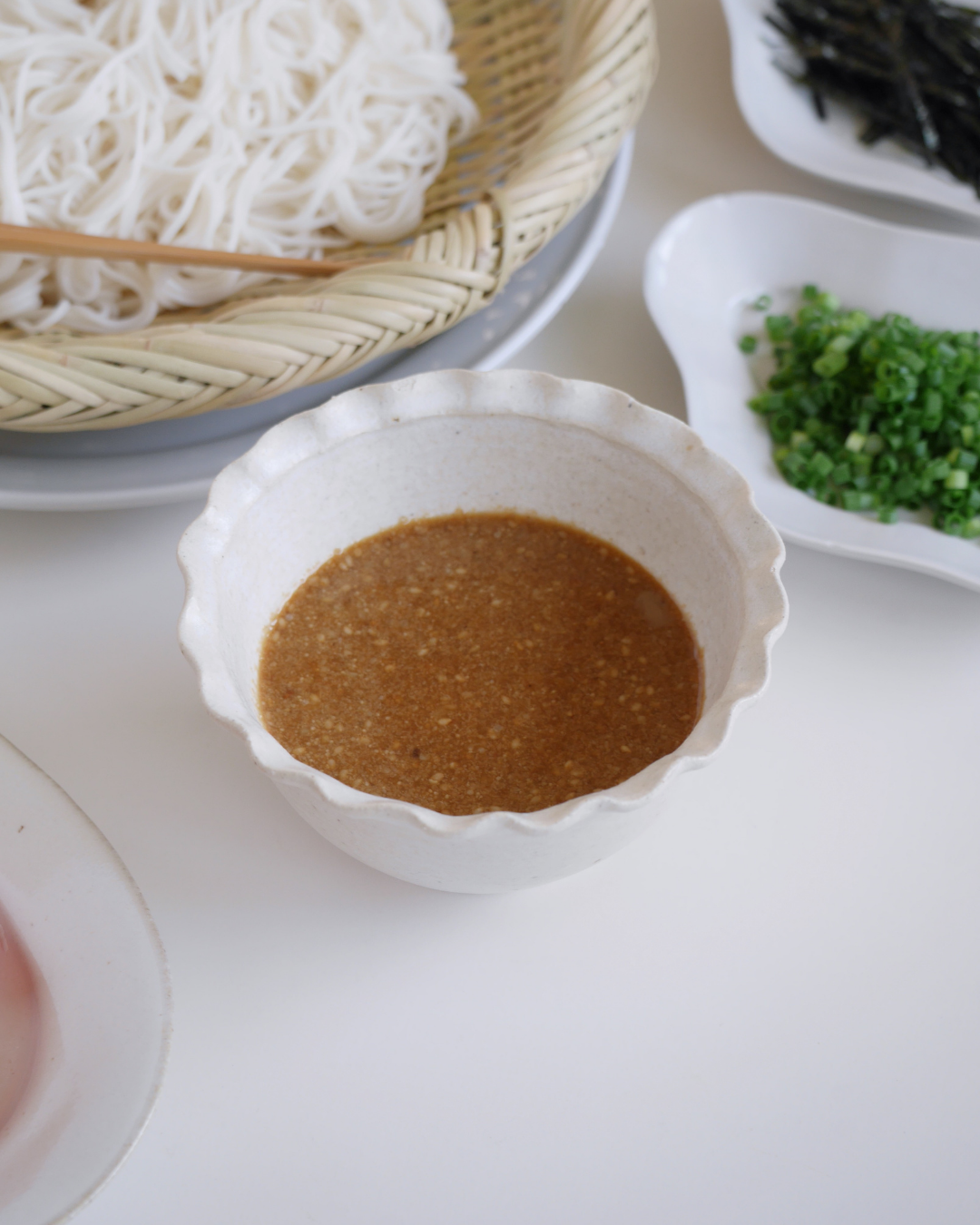 万能ごまだれで食べるそうめん