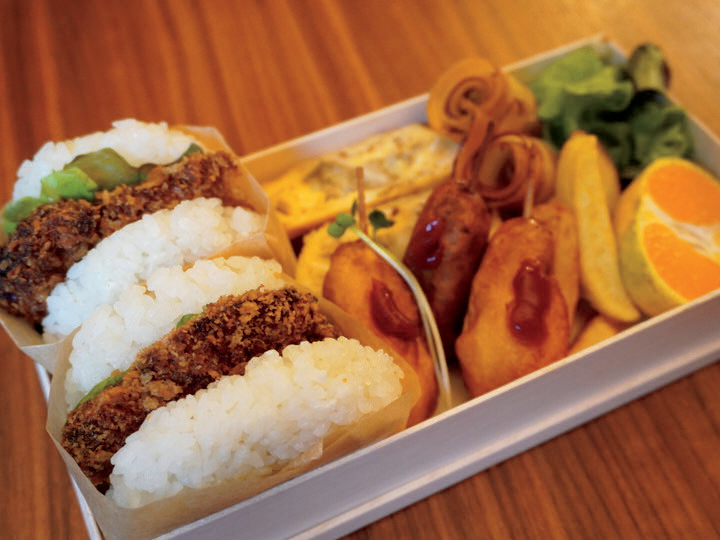 とんかつライスバーガー